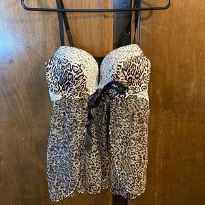 Victoria’s Secret bra lingerie top size 36D